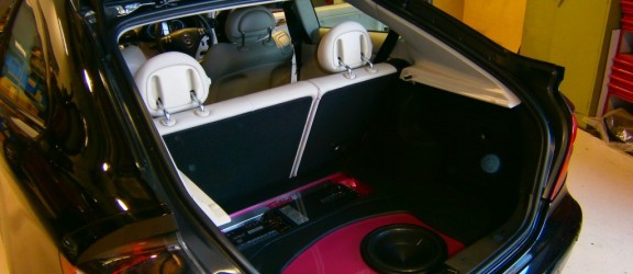 Mercedes with Hertz System PB060232-1024x768